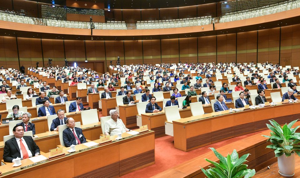 ผู้แทนเข้าร่วมการประชุมปิดการประชุมสมัยที่ 7 สมัชชาแห่งชาติครั้งที่ 15 - ภาพ: Quochoi.vn