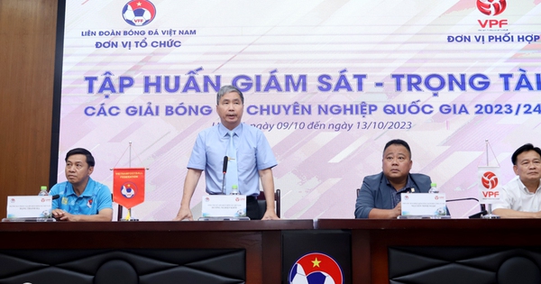 Khai mạc lớp trọng tài các giải bóng đá chuyên nghiệp mùa giải 2023-2024