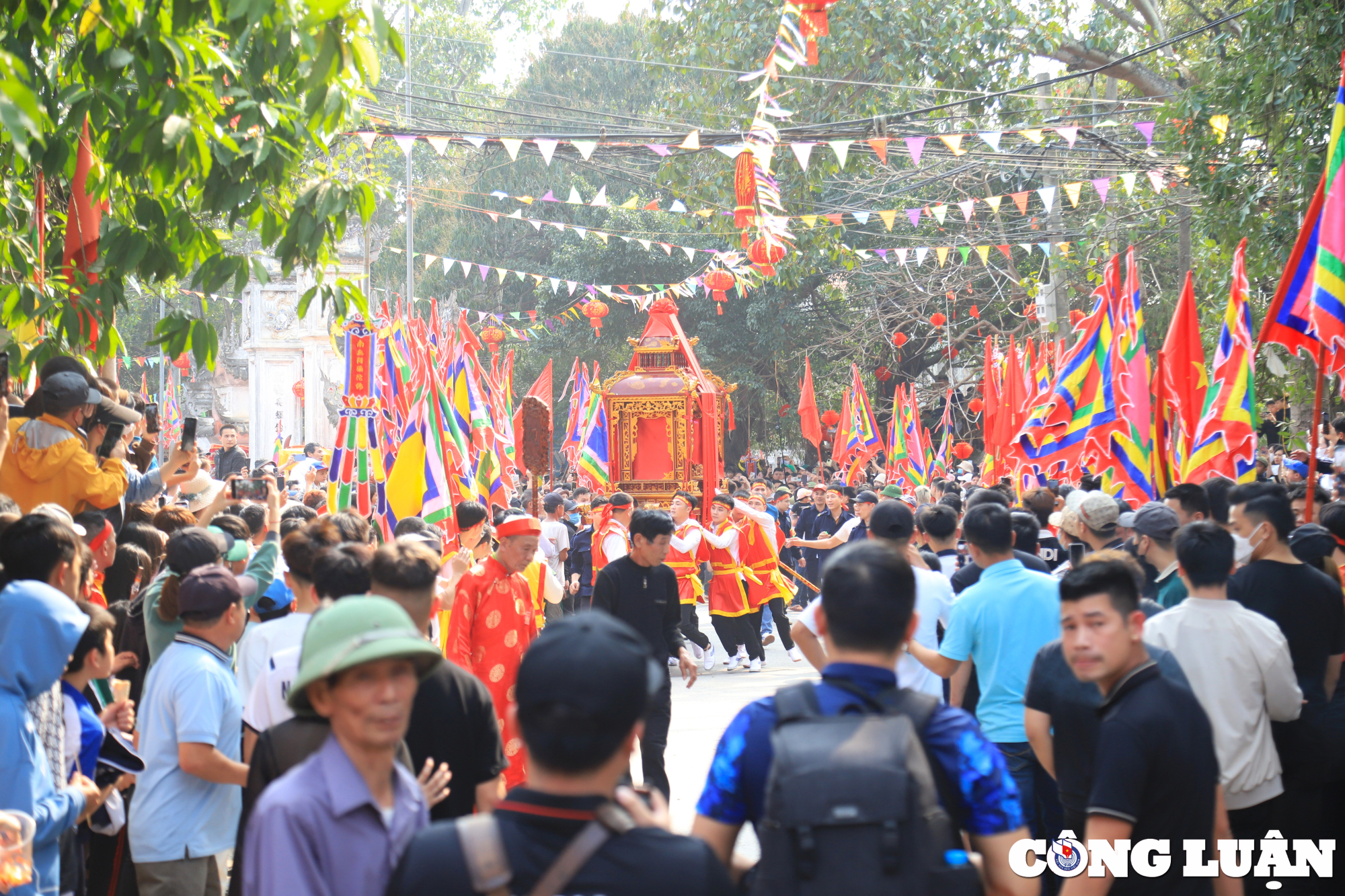 Unique and unique style of filming at Le Ruoc Thanh Xa, Hoai Duc's remains, picture 9