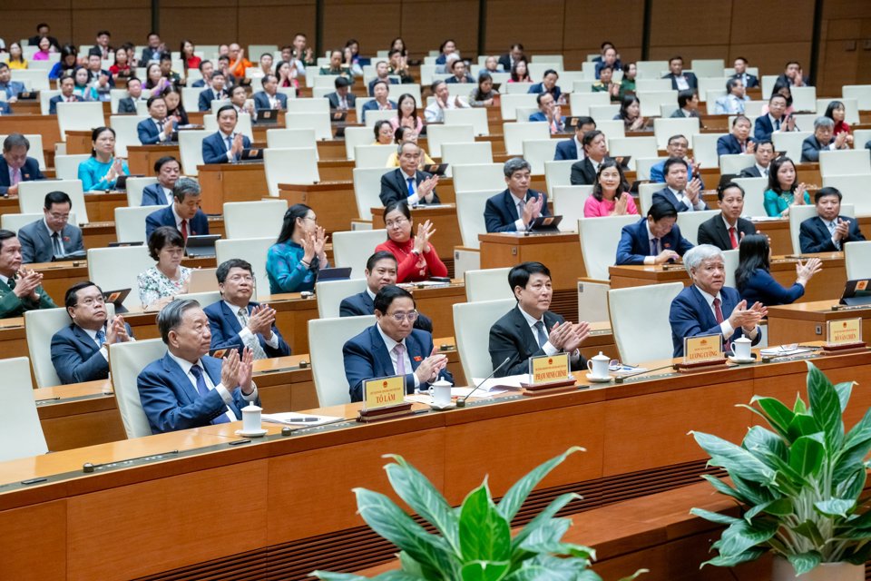 ผู้แทนที่เข้าร่วมการประชุมในช่วงปิดการประชุม