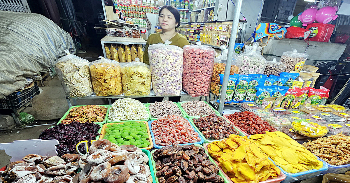 Tet specialties are on full shelves, prices are the same as usual