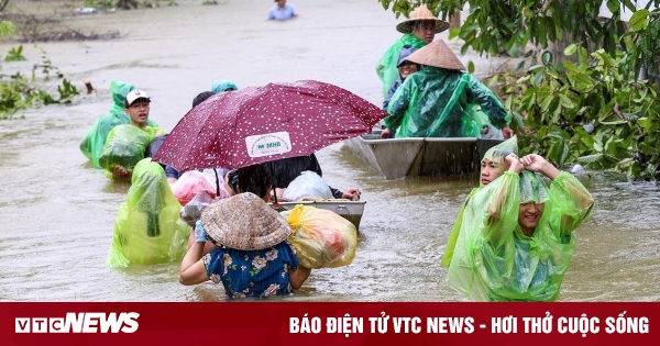 Hanoi spends 460 billion to renovate the Bui River dike to prevent flooding for people in the "flood center" area.