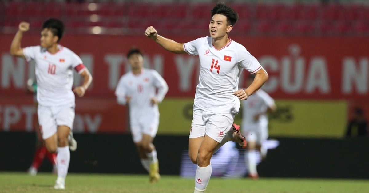 Pushed down to second place in the table, what scenario will U20 Vietnam follow in the Asian tournament?