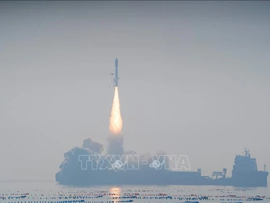 China successfully launched Smart Dragon-3 rocket from the sea, putting satellite into orbit