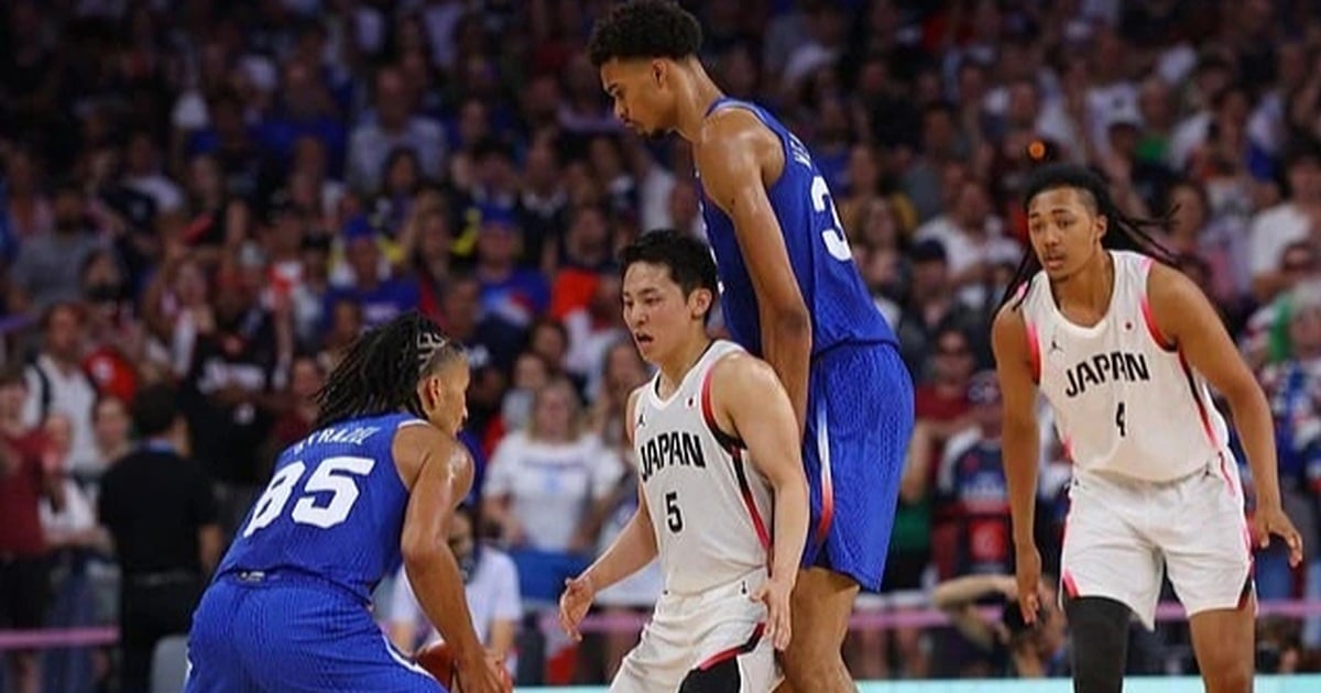 Un « géant » de 2,24 m de haut crée une forte fièvre aux Jeux olympiques