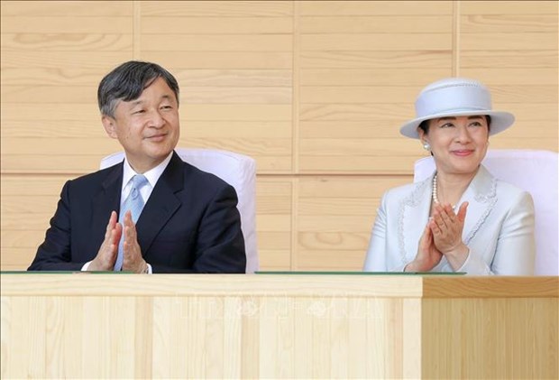 Nhat hoang Naruhito toi Indonesia, bat dau chuyen tham cap Nha nuoc hinh anh 1