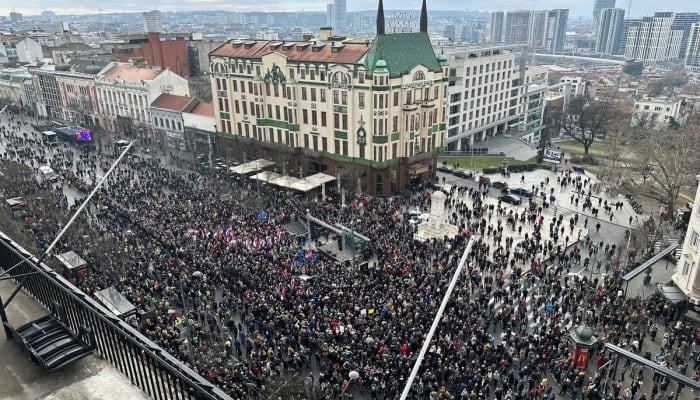 Phe đối lập Serbia tiếp tục biểu tình đòi hủy kết quả bầu cử