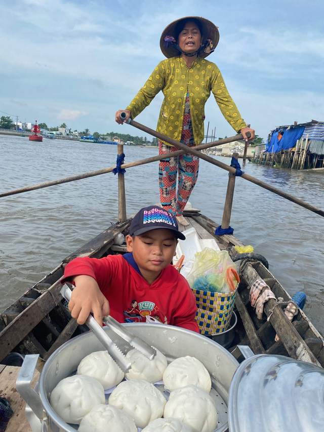 Le marché flottant va-t-il « couler » à l'avenir ? Des enfants à la dérive sur le chemin de l'apprentissage, photo 3