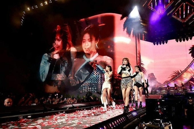 Sau show bùng nổ tại Hà Nội, Blackpink mơ kiếm 200 triệu USD từ Born Pink - 1
