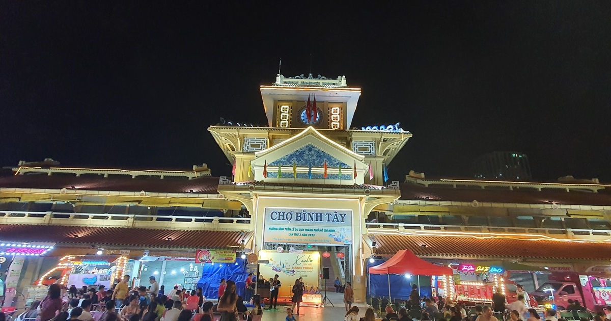 Calle nocturna Cho Lon: una atracción turística en la ciudad de Ho Chi Minh