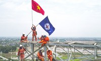 L'esprit des jeunes ingénieurs de la région Nord-Est soutient le chantier de construction du circuit 3 de 500 kV