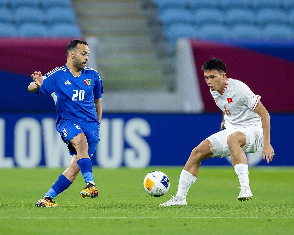 U23 Việt Nam 3-1 U23 Kuwait: Những tấm thẻ đỏ và bàn thắng bất ngờ - 1