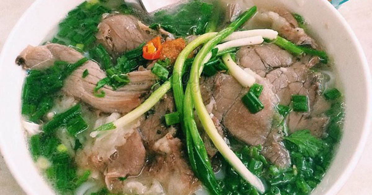 Pho Suong, when you eat it, you must feel delicious and happy.