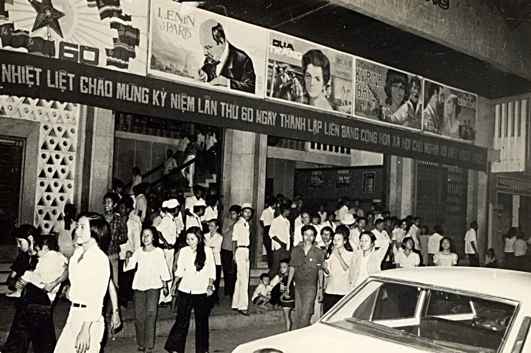 ผู้ชมไปชมภาพยนตร์ที่โรงภาพยนตร์ญาจางในช่วงระยะเวลารับเงินอุดหนุน