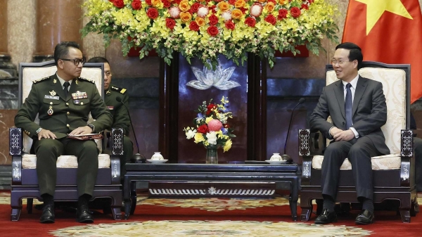 President Vo Van Thuong receives Cambodian Deputy Prime Minister and Minister of Defense