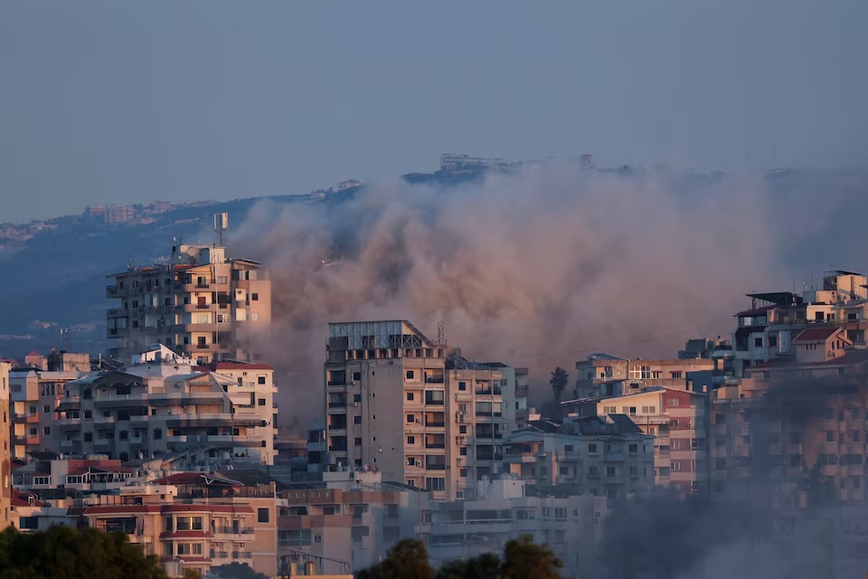 Israël multiplie les frappes aériennes, le Hezbollah pourrait être sur le point d'envahir le Liban, photo 1