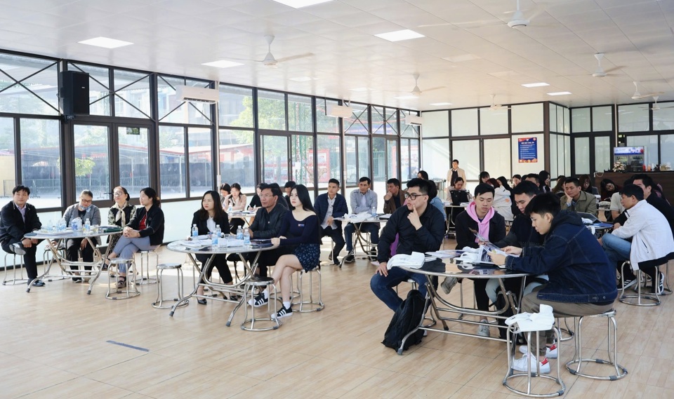 Teachers of Ha Dong High School participated in the conference on studying abroad and Canada Summer Camp.