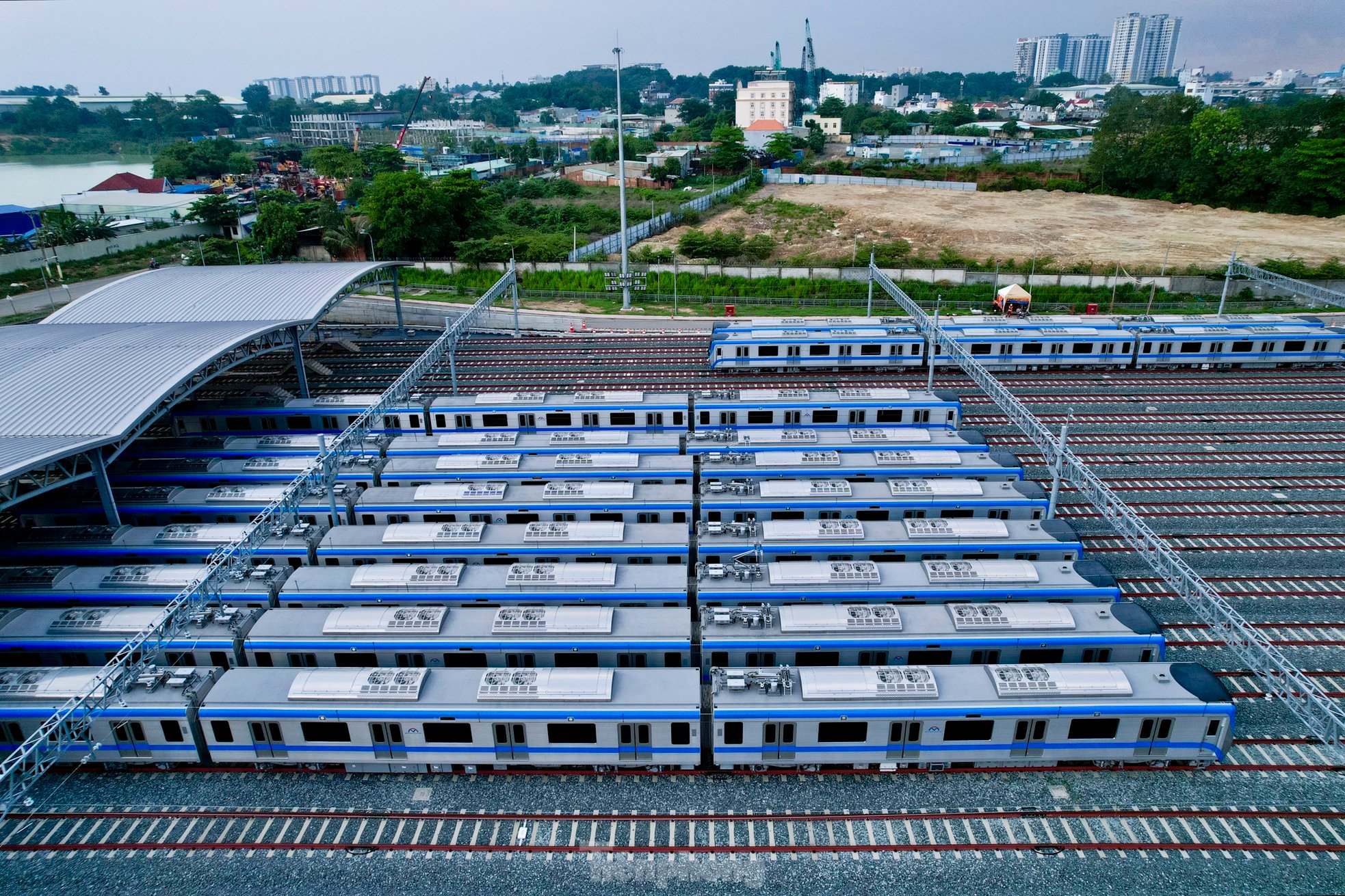 Toàn cảnh trung tâm điều khiển 17 đoàn tàu Metro tại TPHCM nhìn từ trên cao ảnh 12