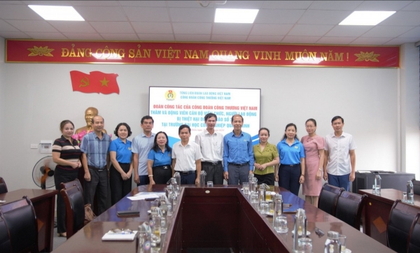 Vietnamesische Industrie- und Handelsgewerkschaft besucht von Sturm Nr. 3 betroffene Betriebe in Quang Ninh