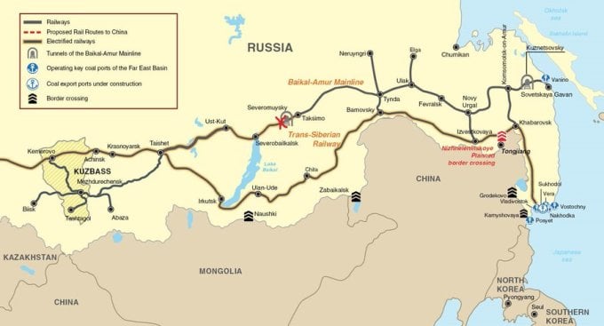 Localisation du tunnel Severomuysky (X rouge) sur la voie ferrée Baïkal-Amour en Bouriatie, Sibérie, Russie. Graphiques : Ukraine Pravda