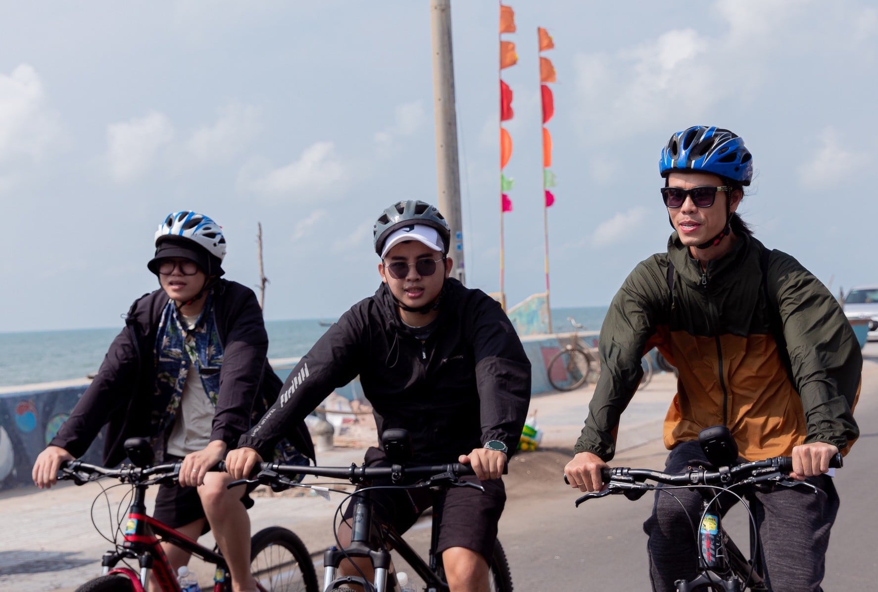 Faire du vélo avec des enceintes JBL Wind 3S (photo 7)