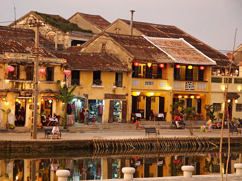 La ciudad antigua de Hoi An, un museo viviente de arquitectura y estilo de vida urbano