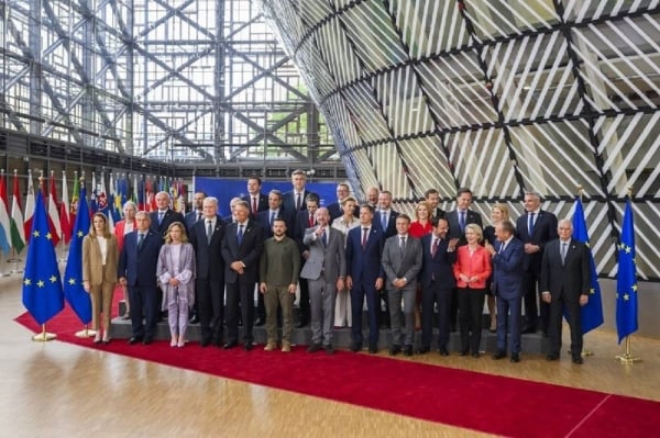 En matière de défense, la France et l'Allemagne « s'affrontent légèrement », la nouvelle direction apportera-t-elle « une bouffée d'air frais » ?