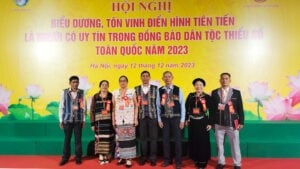 Phát huy vai trò người có uy tín trong vùng đồng bào dân tộc thiểu số tỉnh Lâm Đồng