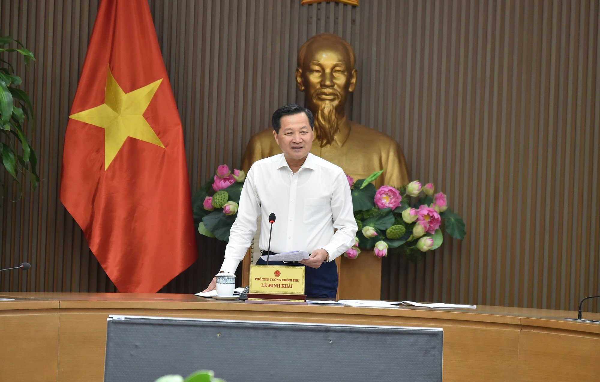 Prime Minister Le Minh Khai established a reasonable capital structure to support businesses in accessing capital 3.