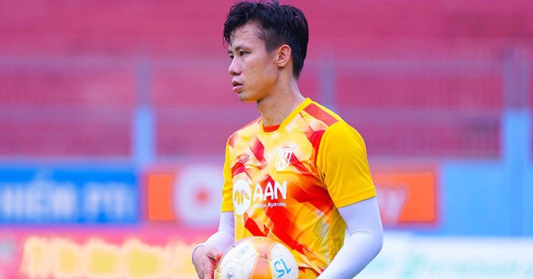 Thương vụ 11 tỷ đồng của đội bóng suýt rớt hạng tại V-League 2023 đổ bể?