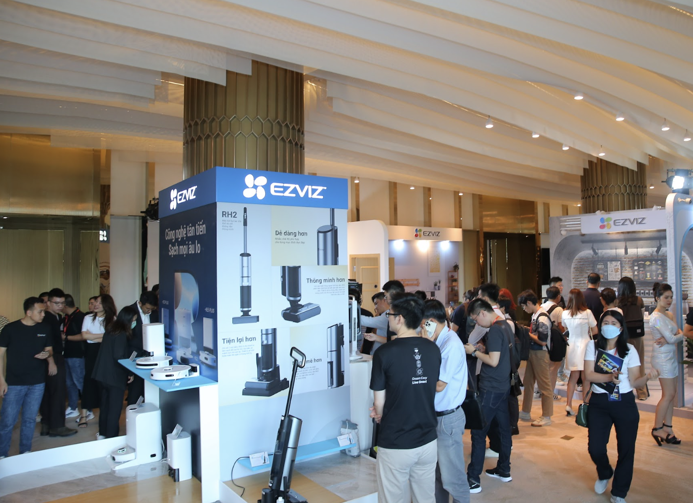 EZVIZ giới thiệu hệ sinh thái nhà hướng đến thông minh - Ảnh 1.