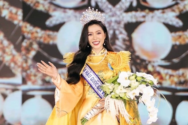 คณะกรรมการถกเถียงกันอย่างดุเดือดถึงเหตุผลที่ Kieu Duy ได้รับมงกุฎ Miss Vietnam National