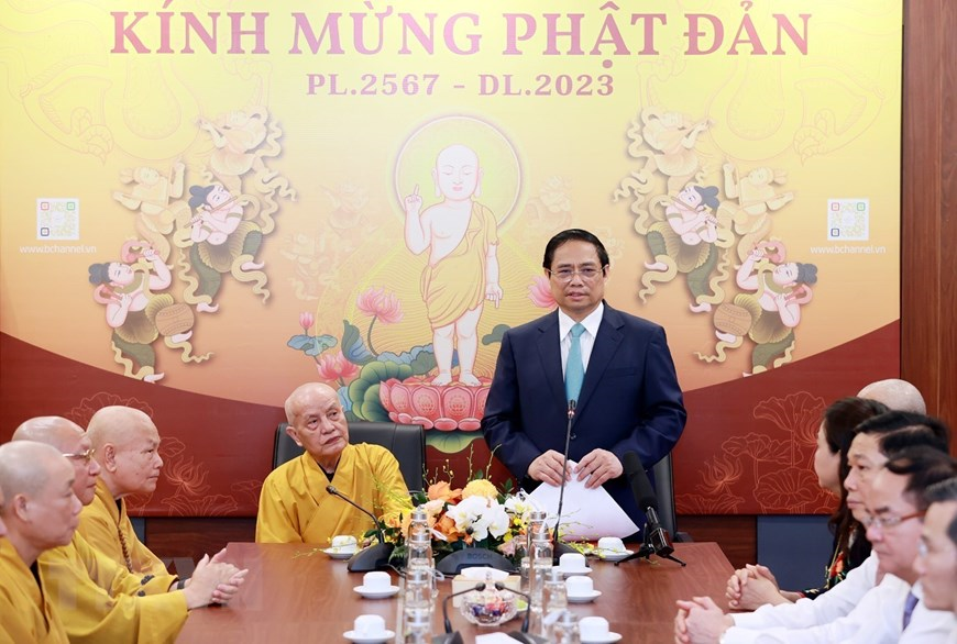 Le Premier ministre Pham Minh Chinh félicite Bouddha à l'occasion de son anniversaire 2567