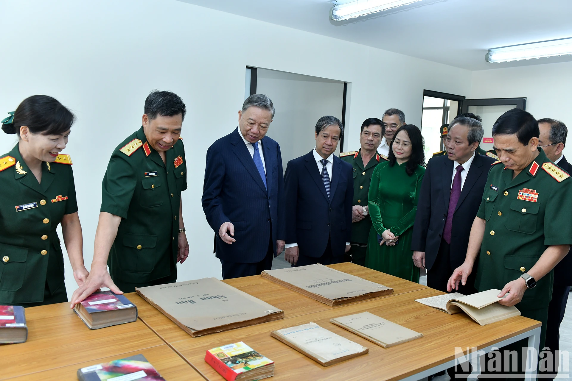 【写真】林鄭月娥書記長兼総長が国防大学の新学期開校式に出席 写真5