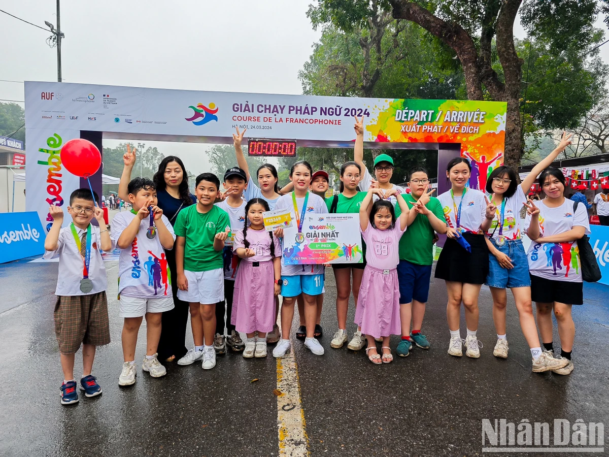 [ภาพ] Francophone Run 2024 เชื่อมโยงชุมชนผู้รักฝรั่งเศสในเวียดนาม ภาพที่ 5