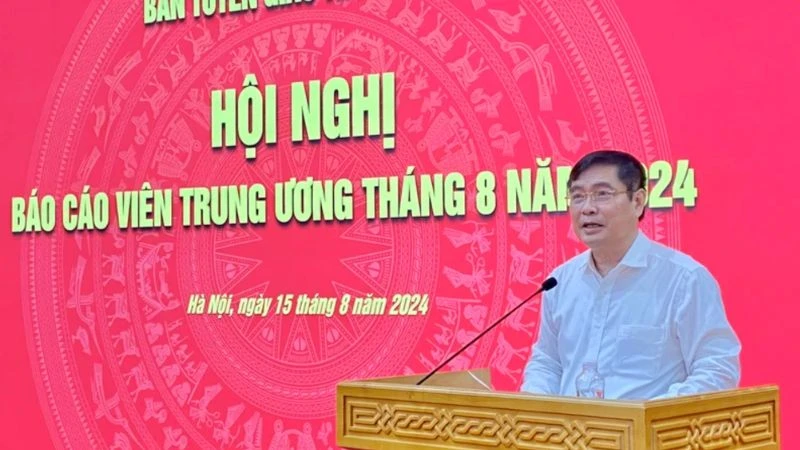 Gần 75.000 đại biểu tham dự Hội nghị Báo cáo viên Trung ương tháng 8