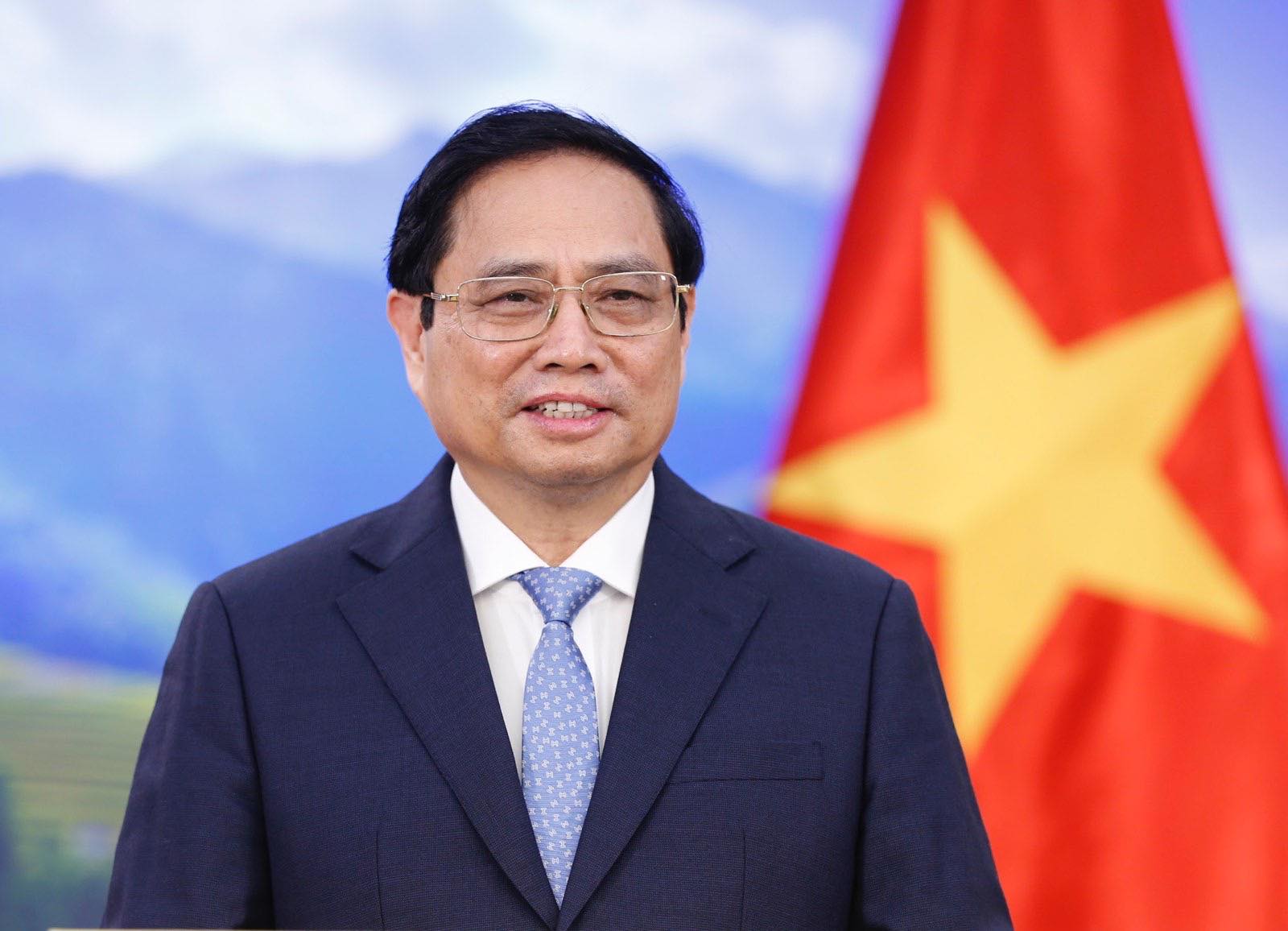 El primer ministro Pham Minh Chinh visita Europa