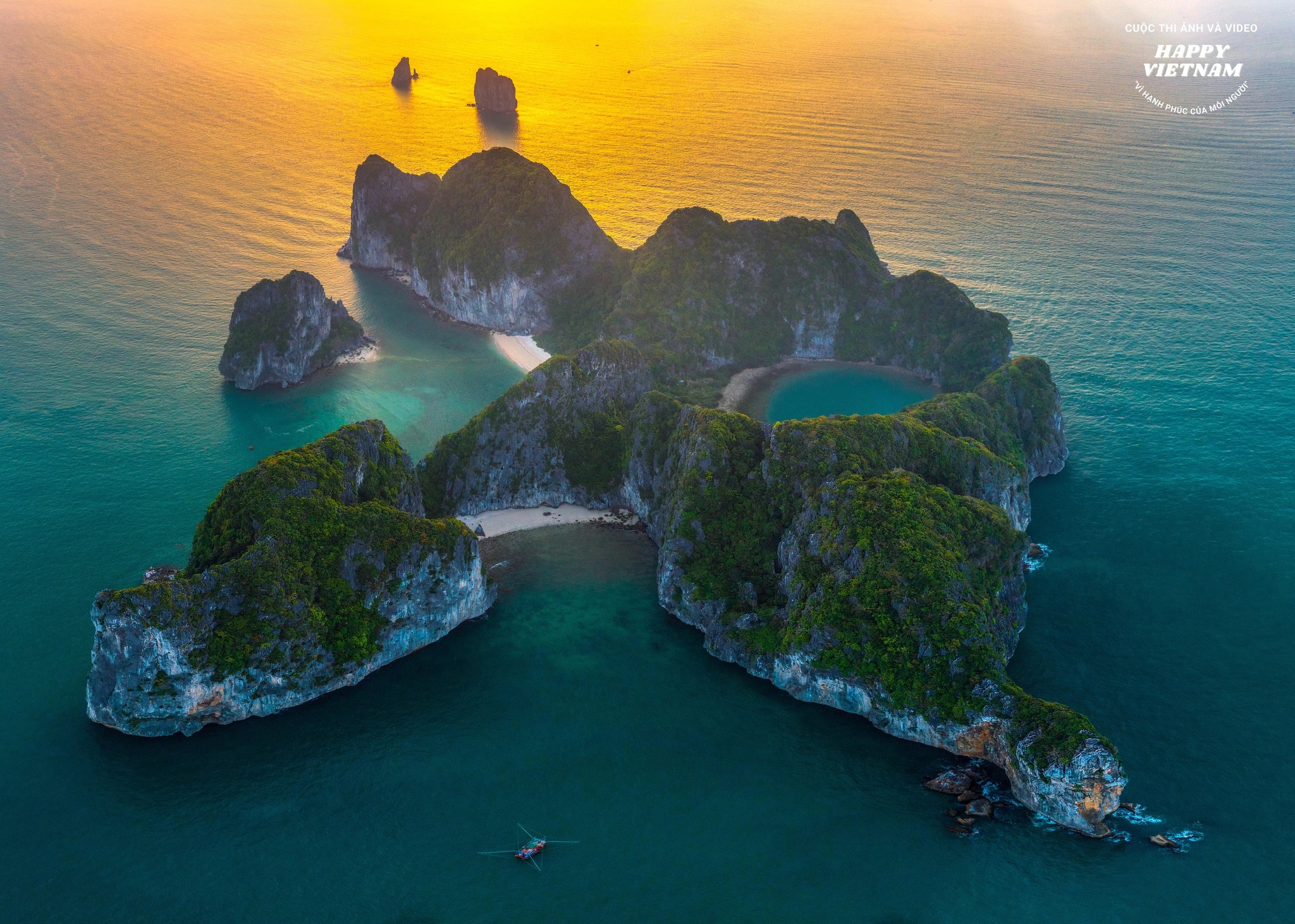 La baie d'Ha Long classée au patrimoine mondial depuis 30 ans