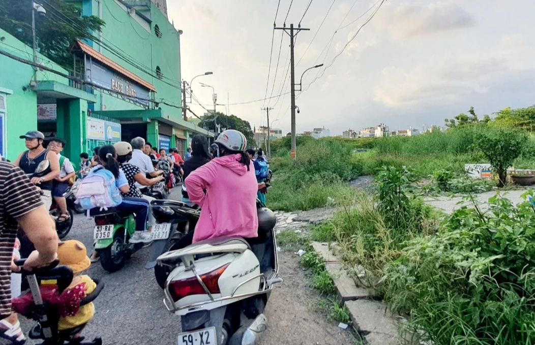 Nghi 'bắt cóc' học sinh: Để kẻ mạo danh phụ huynh  không thể làm liều
- Ảnh 3.