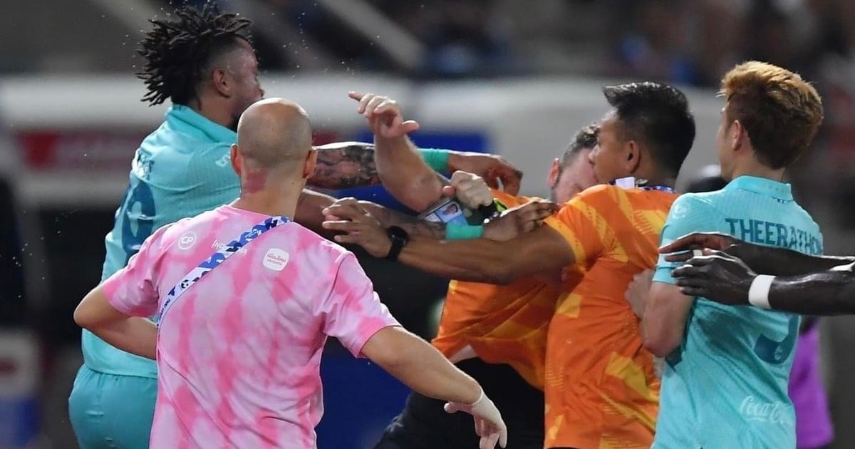 Thai football is violent again