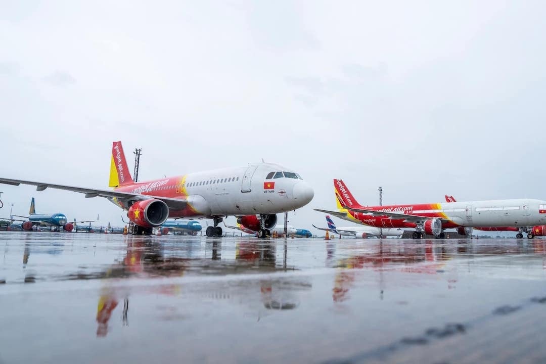 Cuatro aeropuertos cerrados temporalmente para evitar la tormenta nº 6 Tra Mi a partir del 27 de octubre