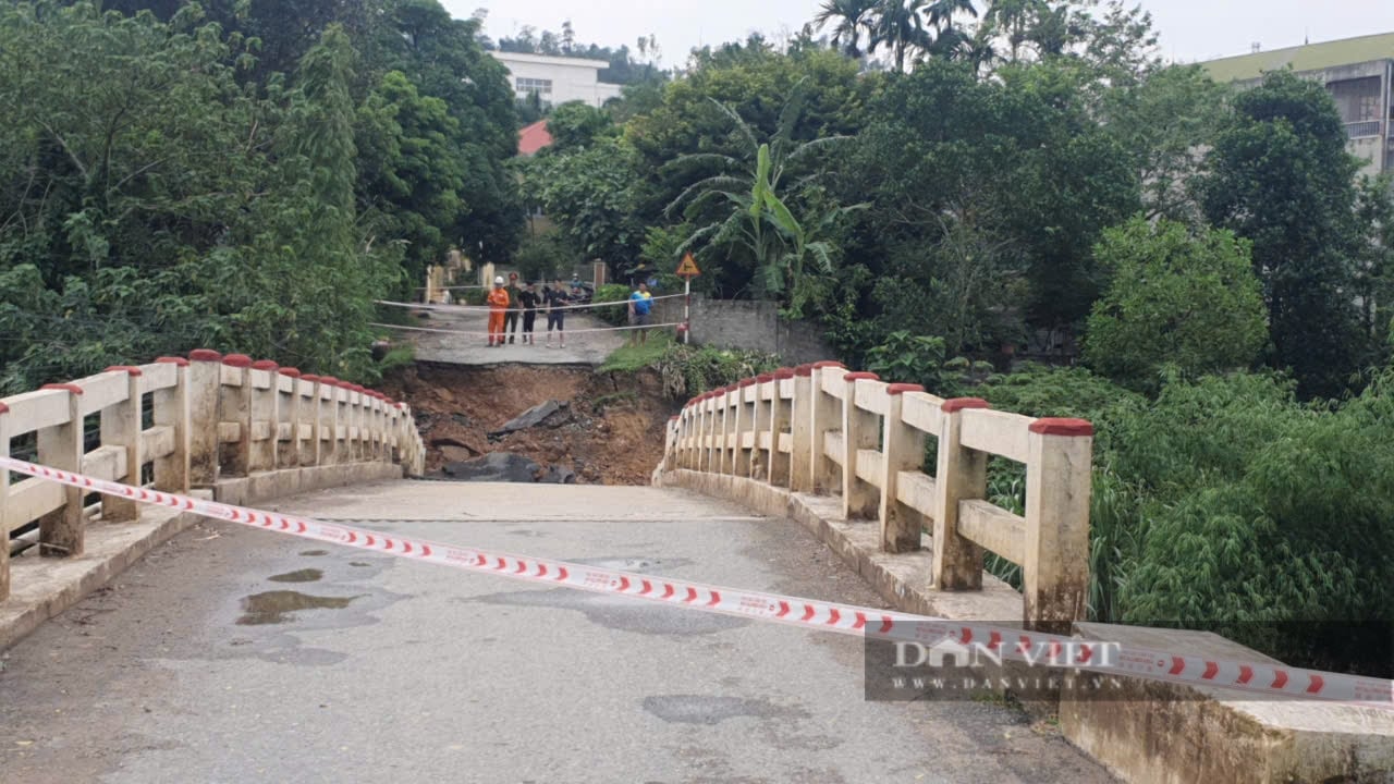 Cận cảnh cây cầu bị sập được đề nghị phá dỡ, ngừng khai ở Hòa Bình - Ảnh 7.