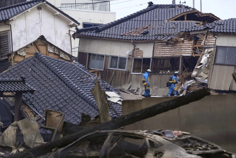 Japanese government increases budget reserves to support earthquake victims