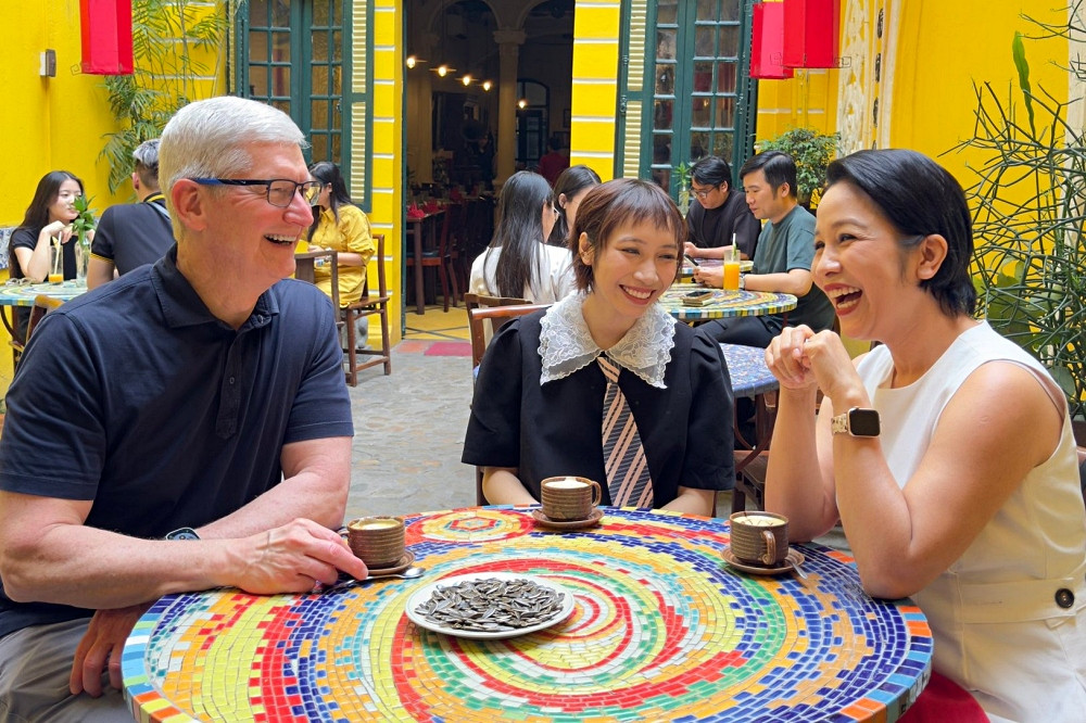 Interesting information about the restaurant in Hanoi's Old Quarter where Tim Cook drank egg coffee