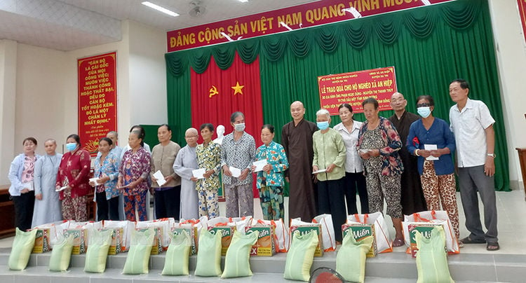 Inauguration du pont Nguyen Van Xuong