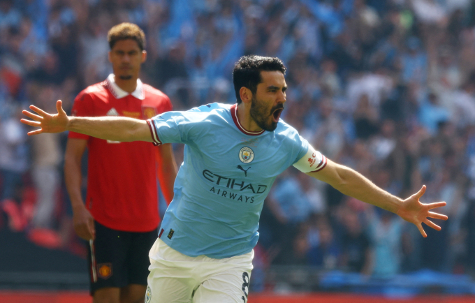 Gundogan mừng bàn trong trận chung kết Cup FA thắng Man Utd 2-1 hôm 3/6. Ảnh: Reuters