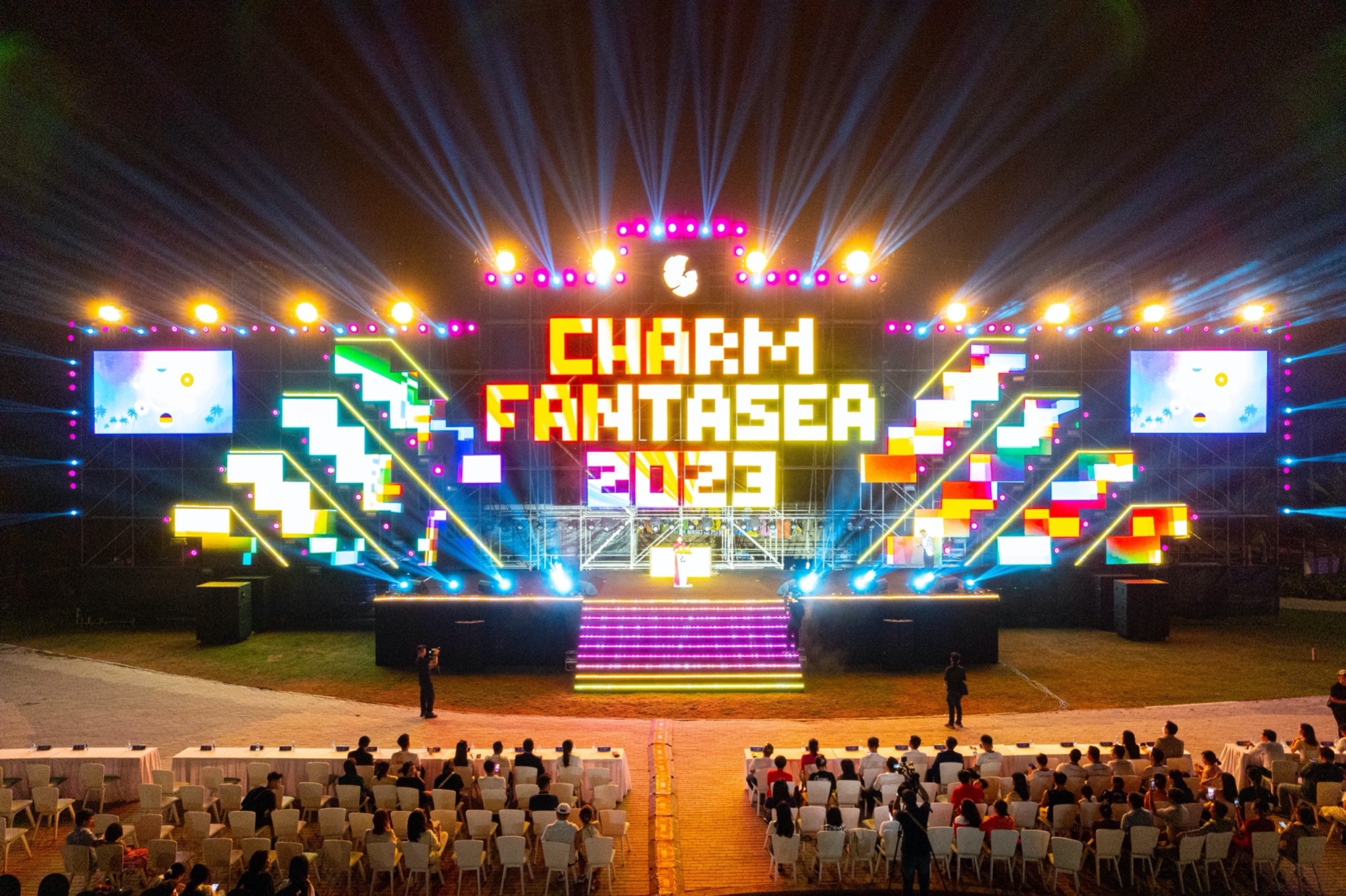Charm Fantasea,  Ho Tram anh 1
