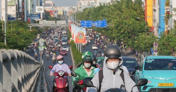 Después de la refrescante lluvia "dorada", ¿sigue haciendo Ho Chi Minh un calor inusual?