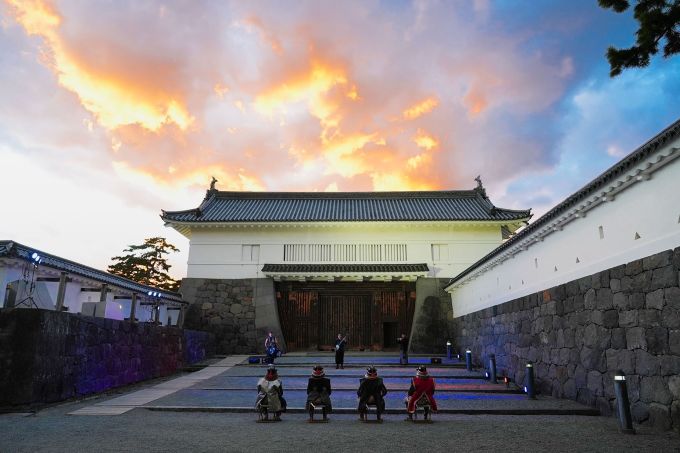 Actuación de instrumentos musicales tradicionales en los terrenos del Castillo de Odawara. Foto: Asociación de Turismo de Odawara