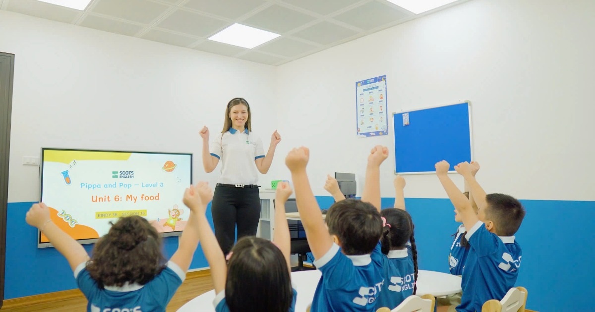 Schottisches Englisch: Mission, vietnamesische Kinder mit Weltwissen zu verbinden und ihnen näherzubringen